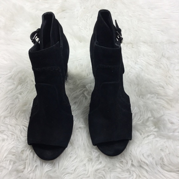 Vince Camuto Conley Black Peep Toe Heels Size 7.5 Leather Ankle Strap - Picture 4 of 8